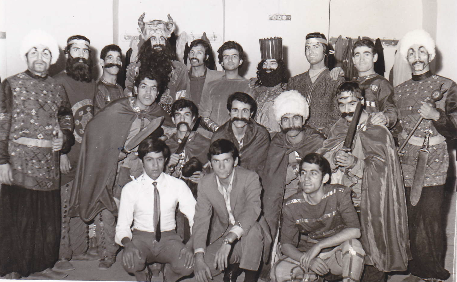 “رستم و سهراب” به کارگردانی مصطفی اسکویی 1349-1350