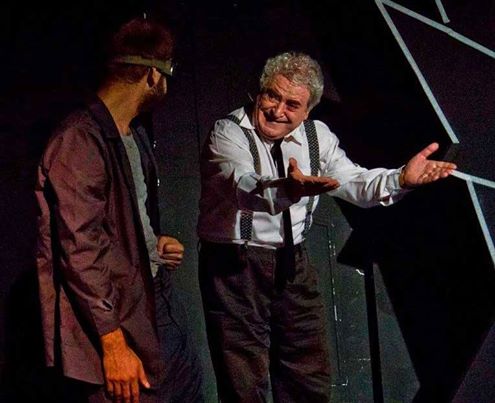 شب پانزدهم نمایش “بیرون پشت در” 93/8/5