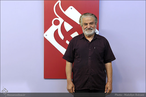 کتاب در محضر استاد نگارش ۵۰ سال تجربه تاتری کاظم هژیرآزد